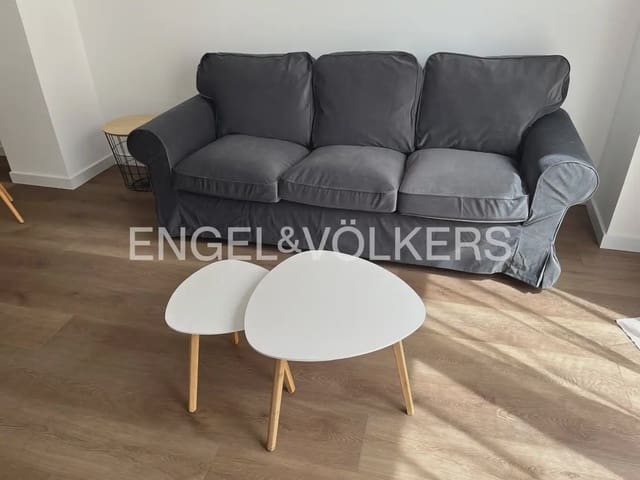 1 soveværelse Lejlighed til leje i El Pilar, Valencia by - € 1.500 (Ref: 9941146)