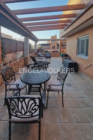 2 soveværelse Lejlighed til leje i L'Amistat, Valencia by med garage - € 1.950 (Ref: 9941147)