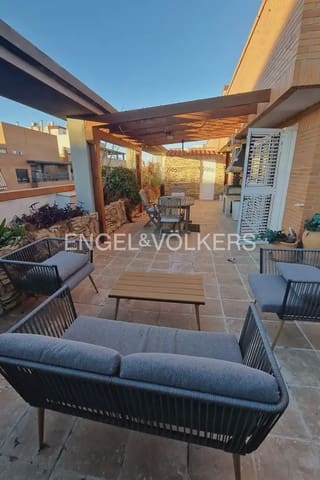 2 soveværelse Lejlighed til leje i L'Amistat, Valencia by med garage - € 1.950 (Ref: 9941147)