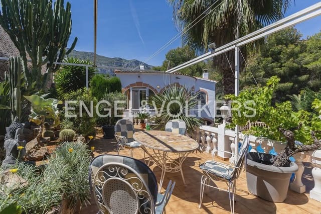 4 soverom Villa til salgs i El Montgó, Dénia med svømmebasseng garasje - € 479 000 (Ref: 9941149)