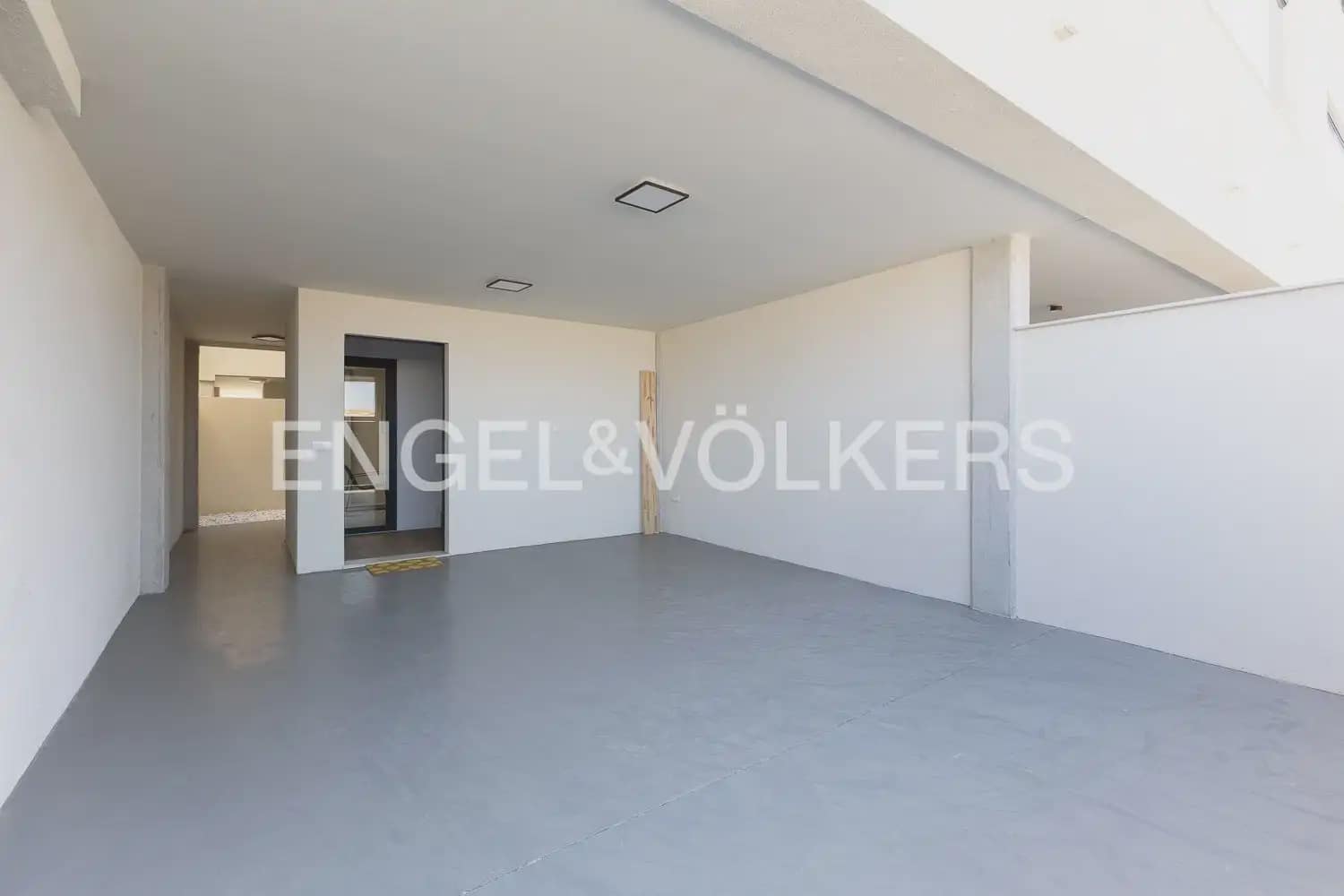 3 bedroom Townhouse for rent in Pucol with pool garage - € 2,100 (Ref: 9941150)