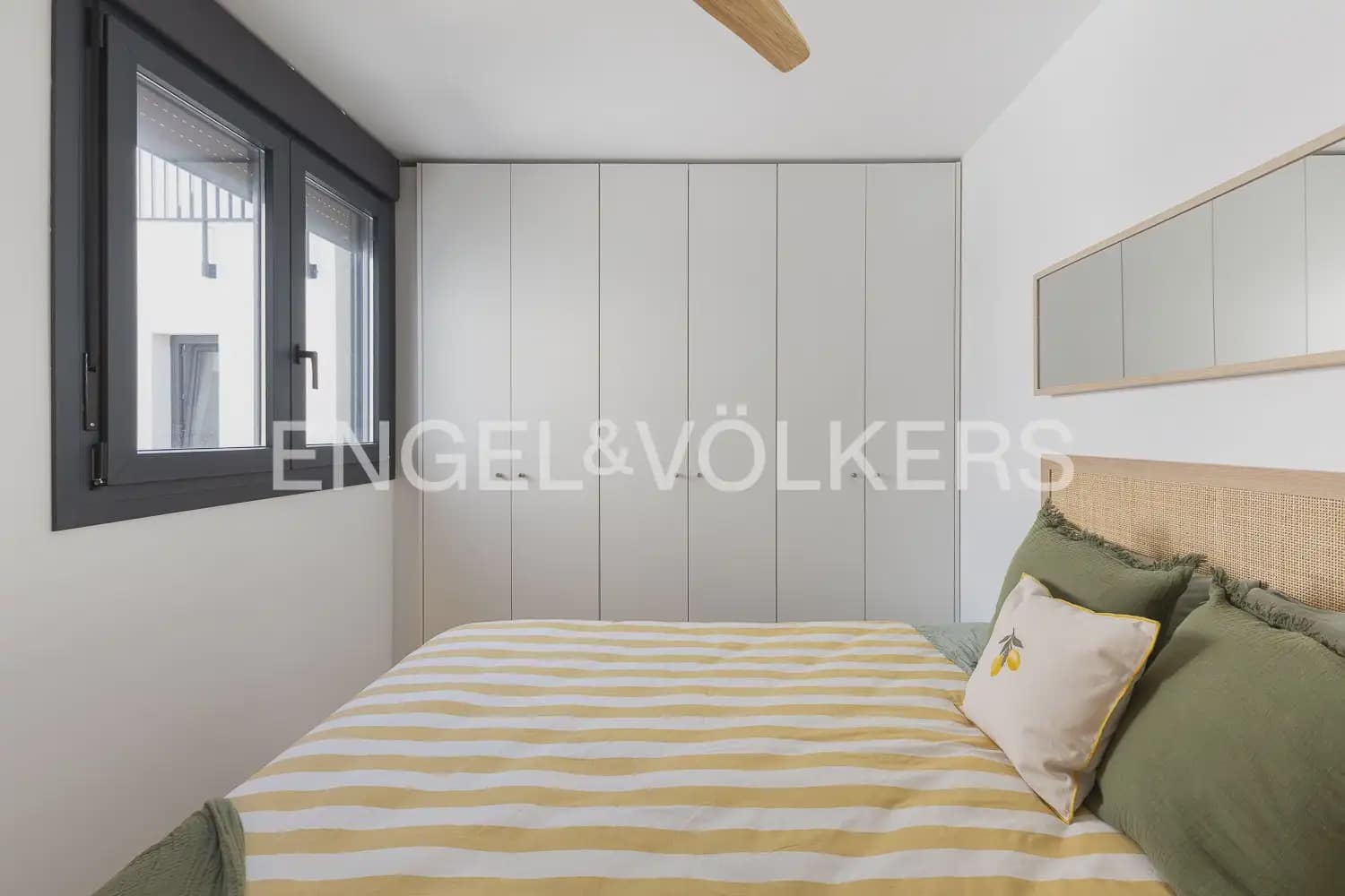3 bedroom Townhouse for rent in Pucol with pool garage - € 2,100 (Ref: 9941150)