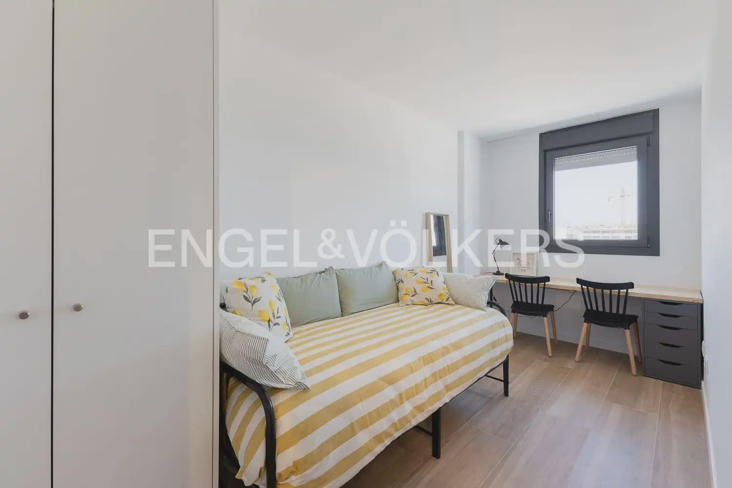3 bedroom Townhouse for rent in Pucol with pool garage - € 2,100 (Ref: 9941150)