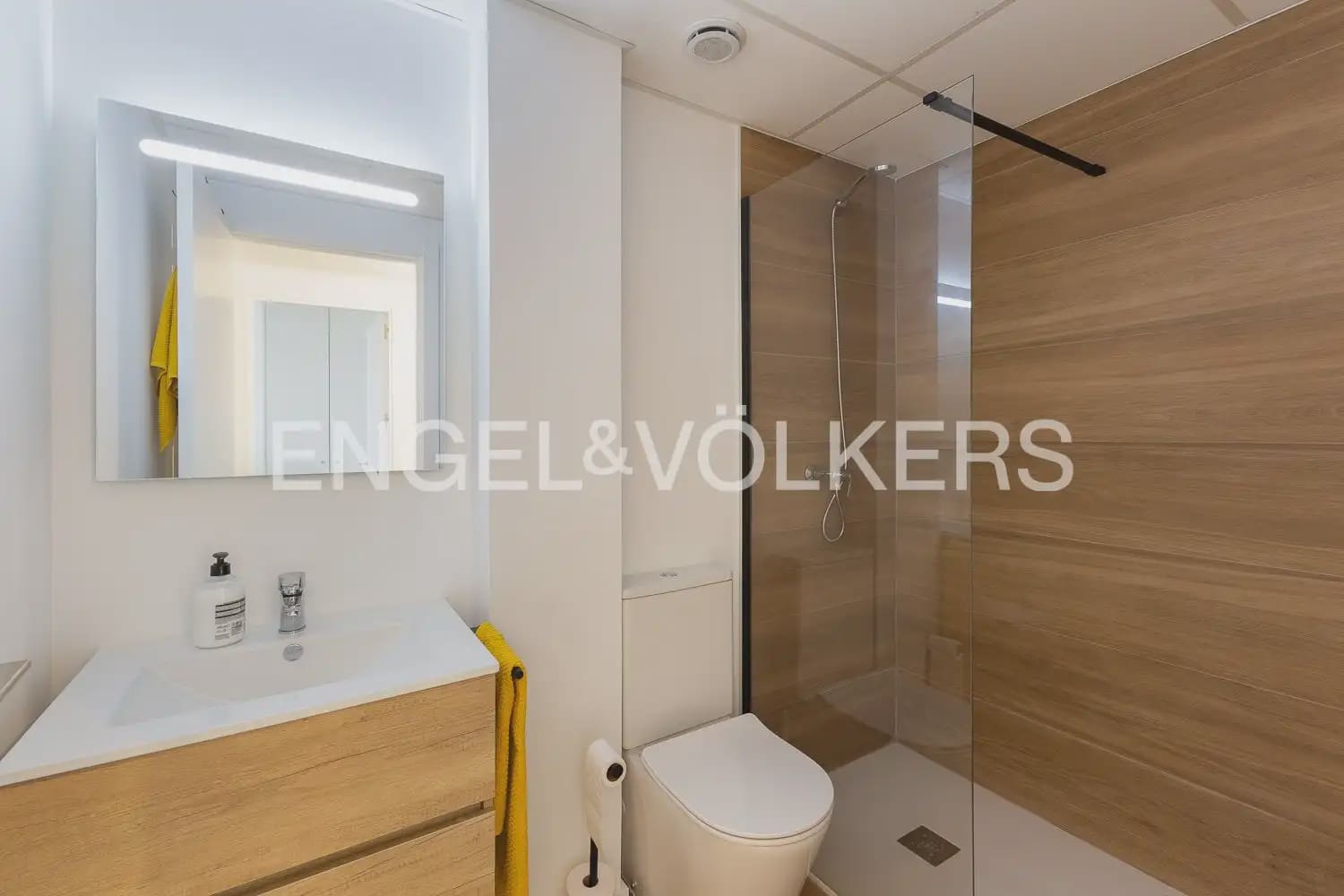 3 bedroom Townhouse for rent in Pucol with pool garage - € 2,100 (Ref: 9941150)