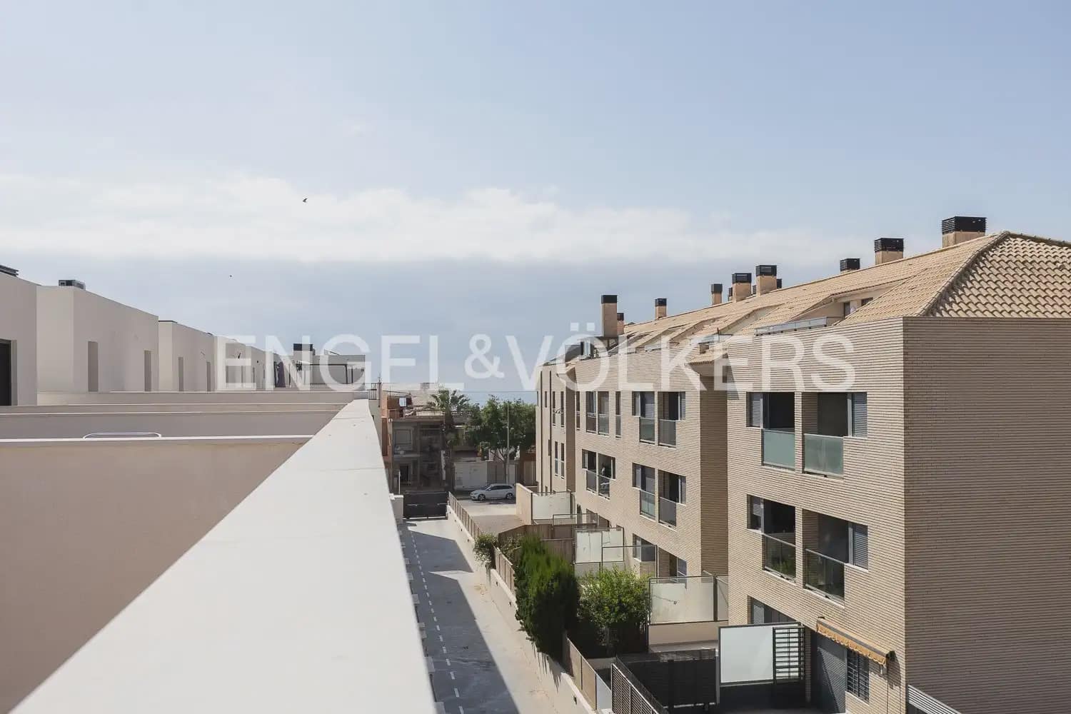 3 bedroom Townhouse for rent in Pucol with pool garage - € 2,100 (Ref: 9941150)