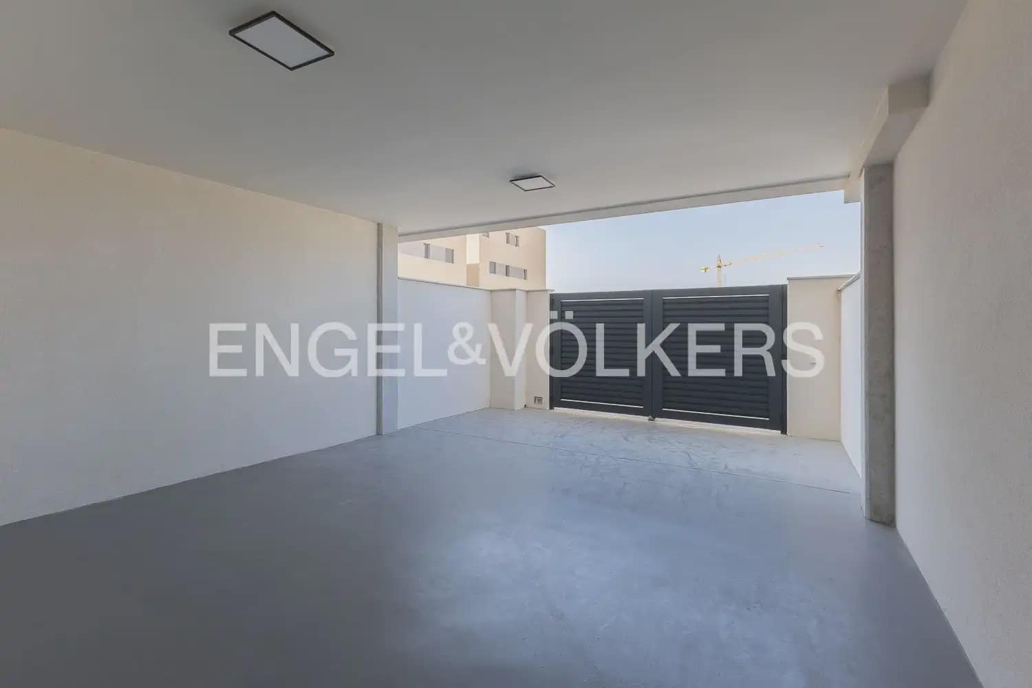 3 bedroom Townhouse for rent in Pucol with pool garage - € 2,100 (Ref: 9941150)