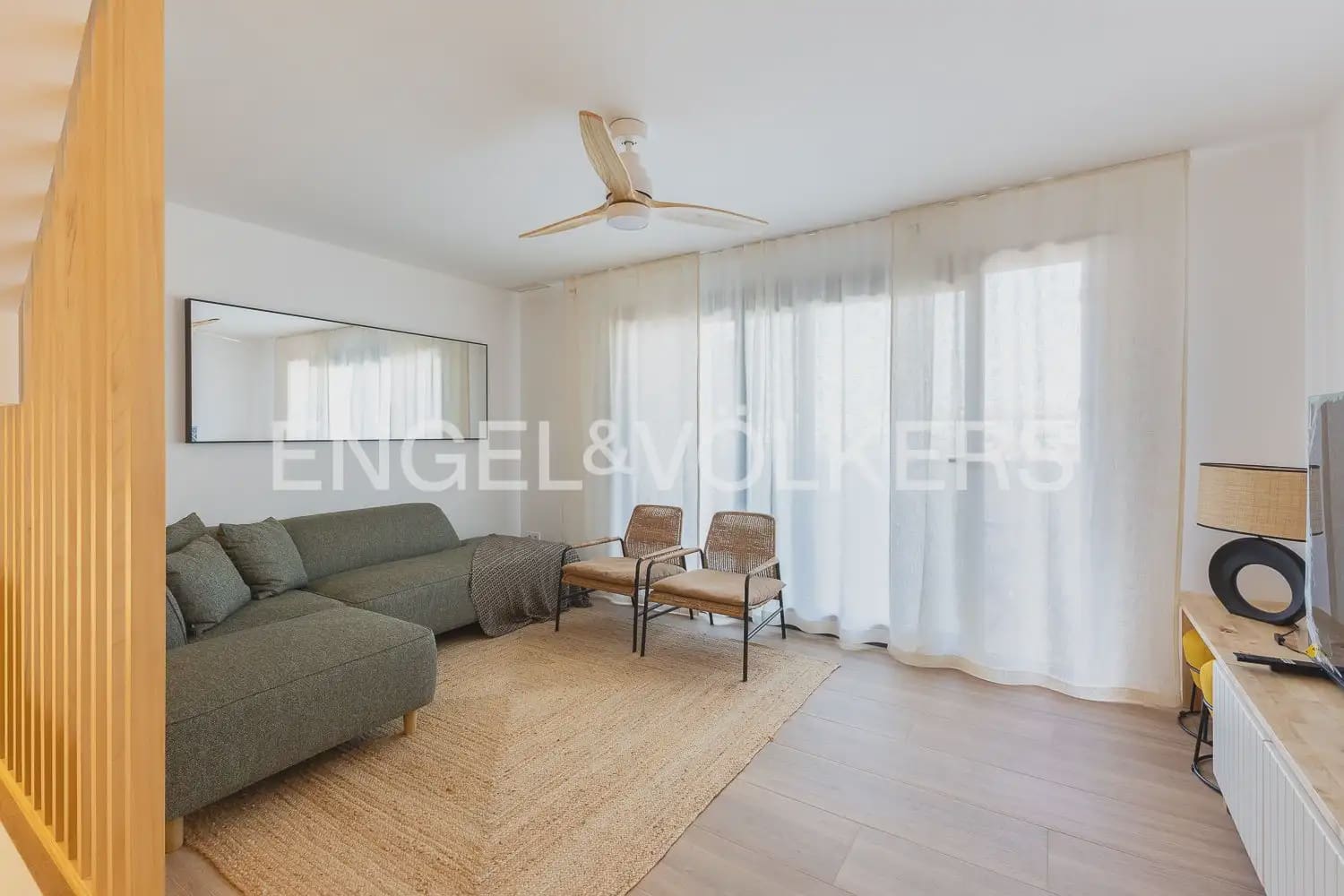 3 bedroom Townhouse for rent in Pucol with pool garage - € 2,100 (Ref: 9941150)