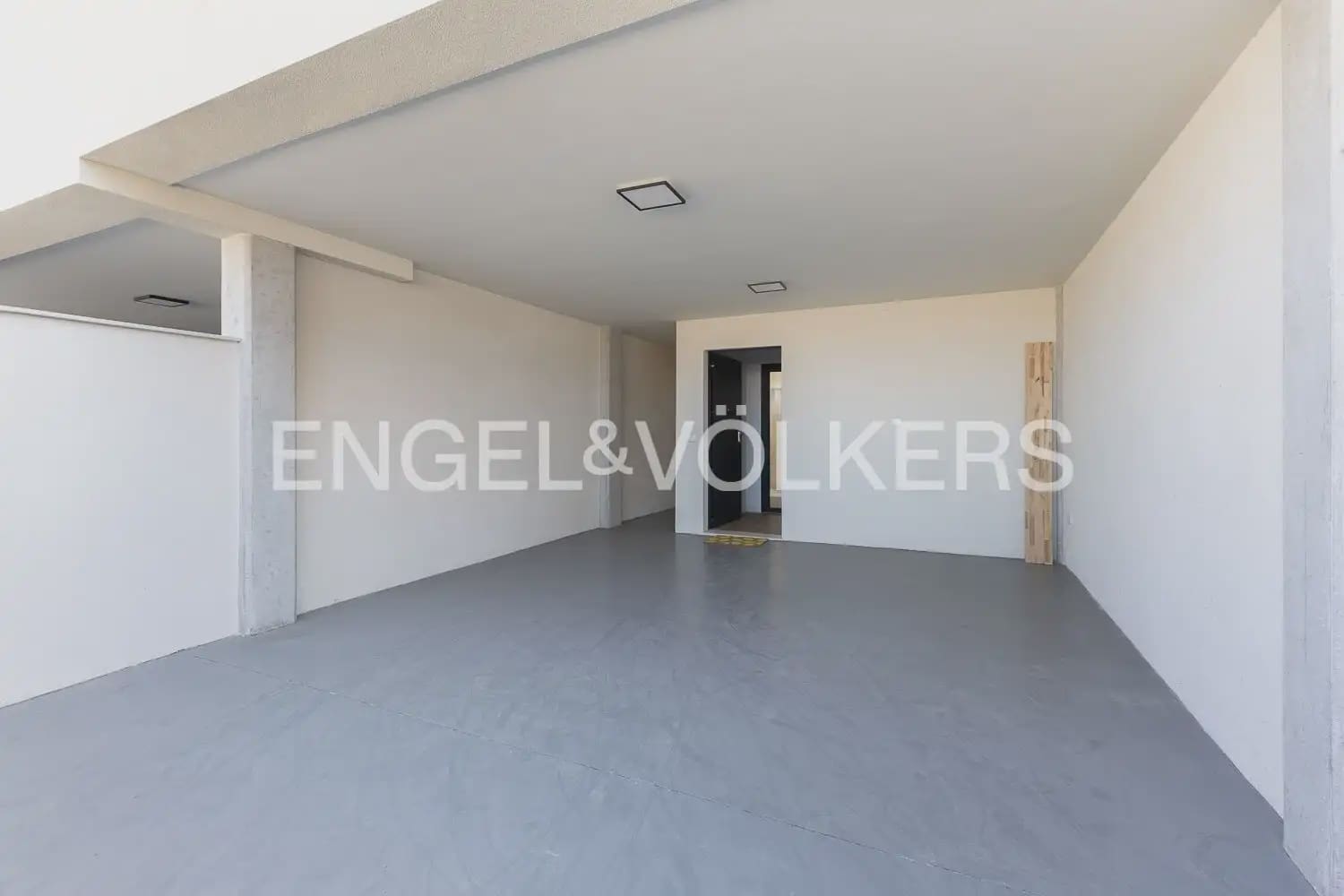 3 bedroom Townhouse for rent in Pucol with pool garage - € 2,100 (Ref: 9941150)
