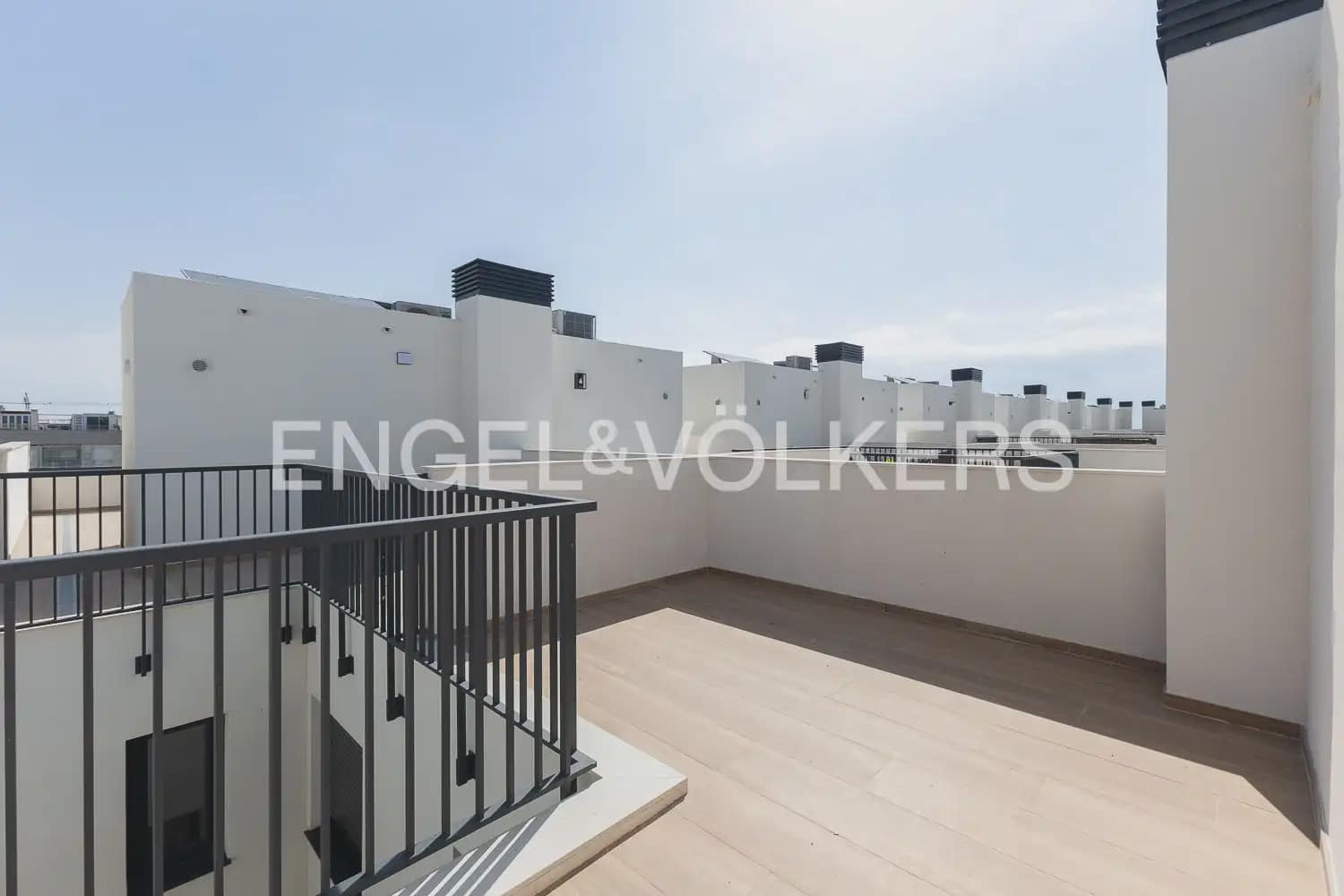 3 bedroom Townhouse for rent in Pucol with pool garage - € 2,100 (Ref: 9941150)