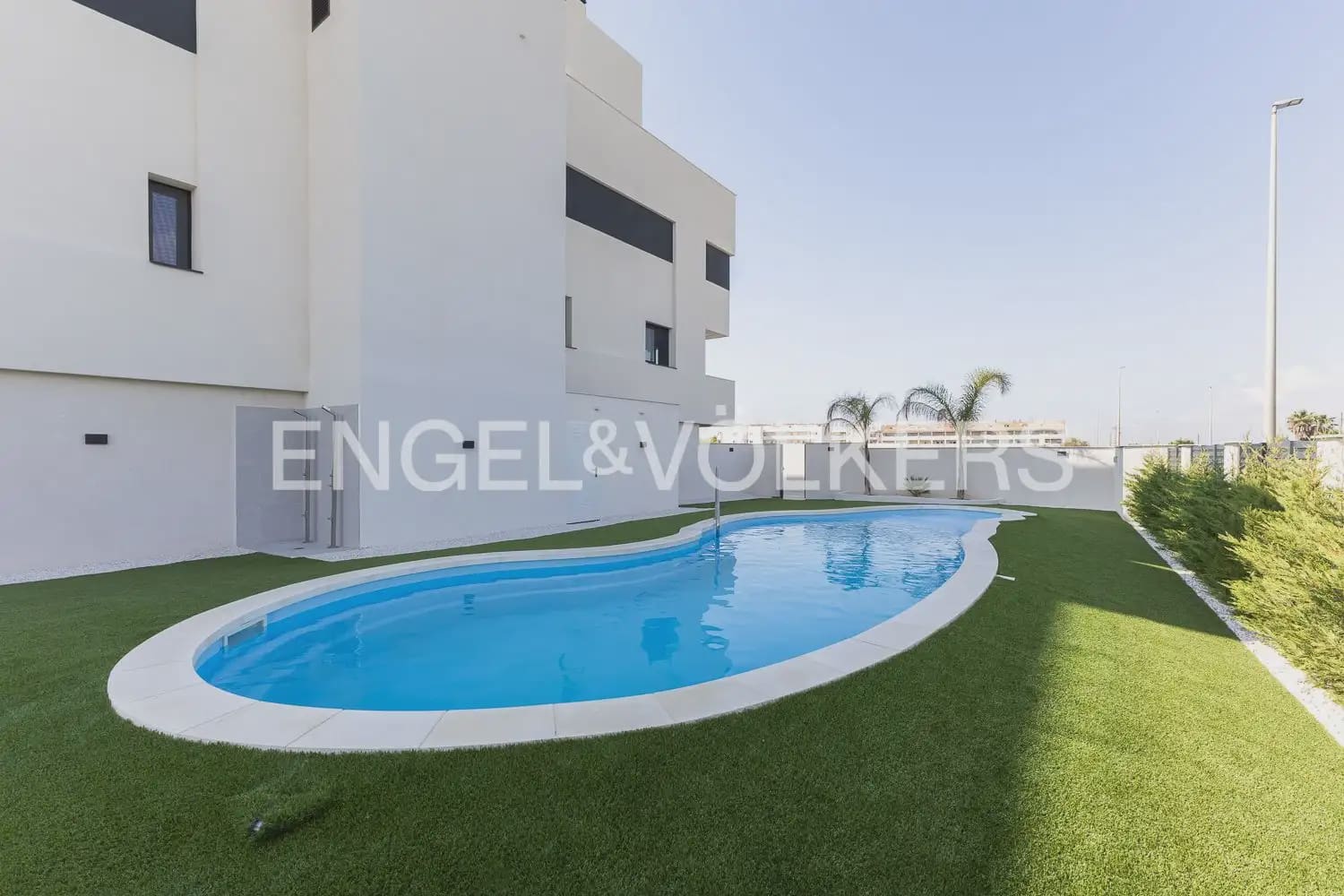 3 bedroom Townhouse for rent in Pucol with pool garage - € 2,100 (Ref: 9941150)