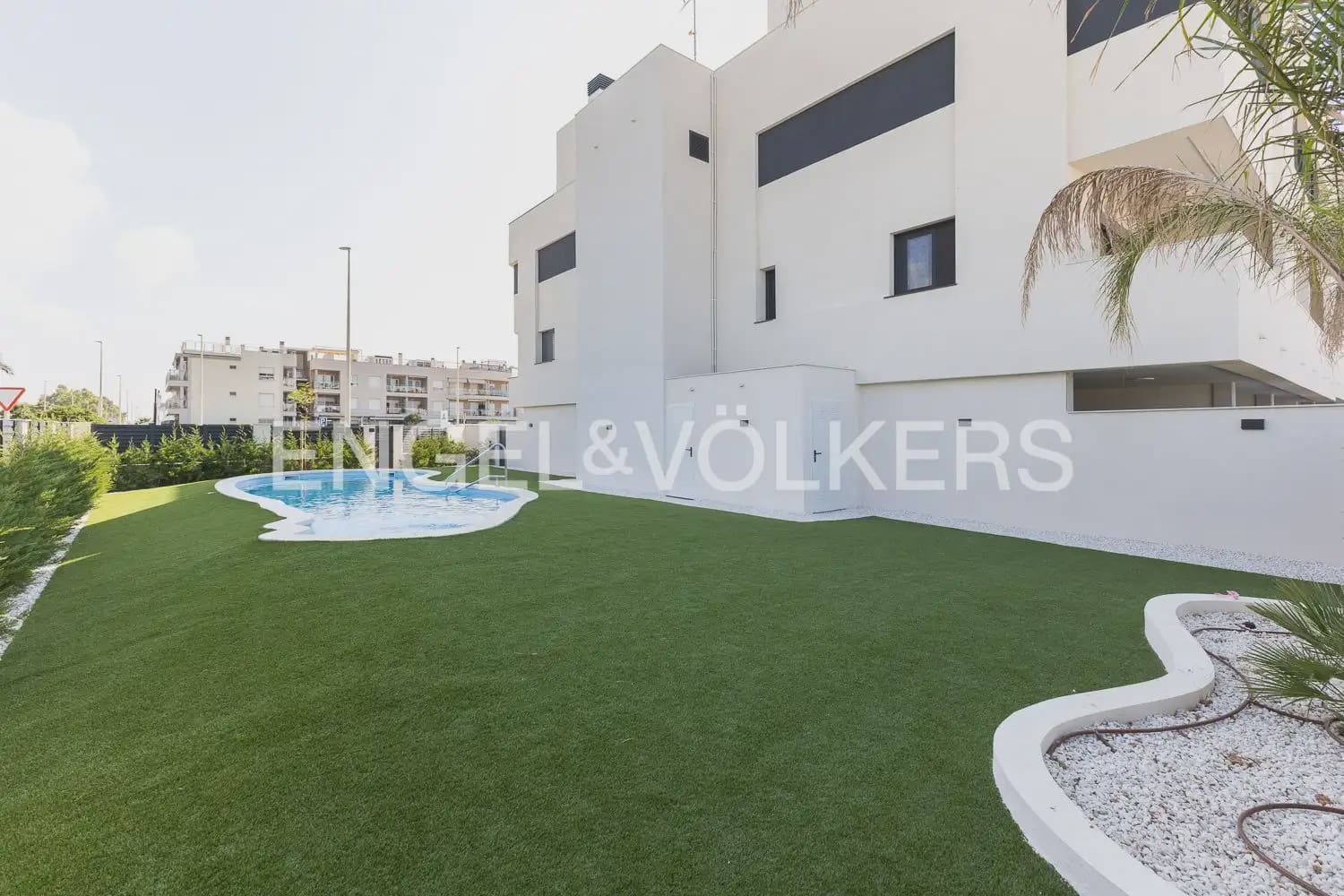 3 bedroom Townhouse for rent in Pucol with pool garage - € 2,100 (Ref: 9941150)