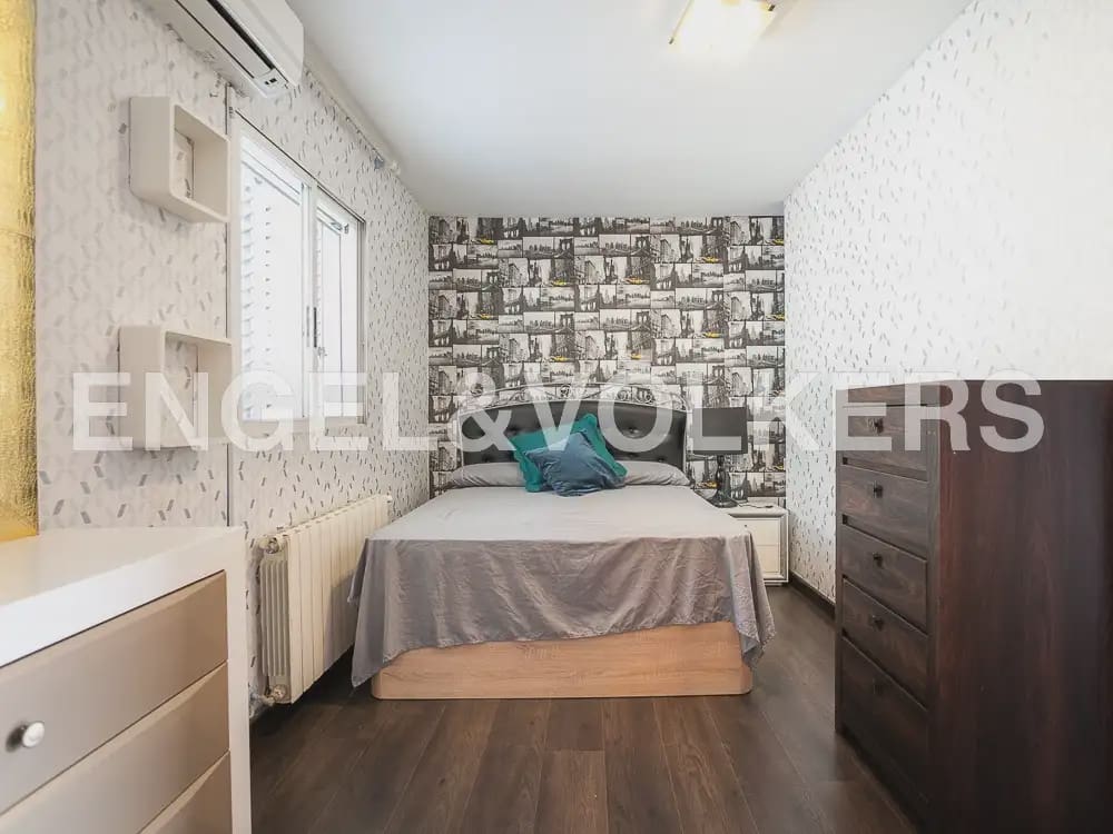 5 bedroom Penthouse for rent in La Pobla de Farnals with pool garage - € 2,000 (Ref: 9941234)