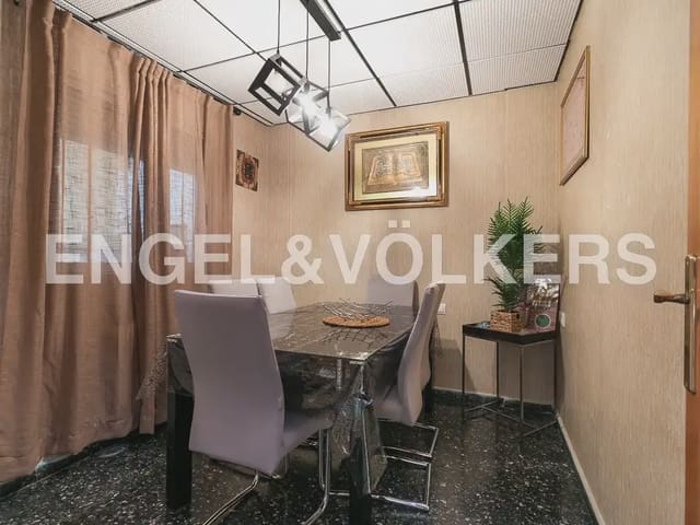 5 bedroom Penthouse for rent in La Pobla de Farnals with pool garage - € 2,000 (Ref: 9941234)