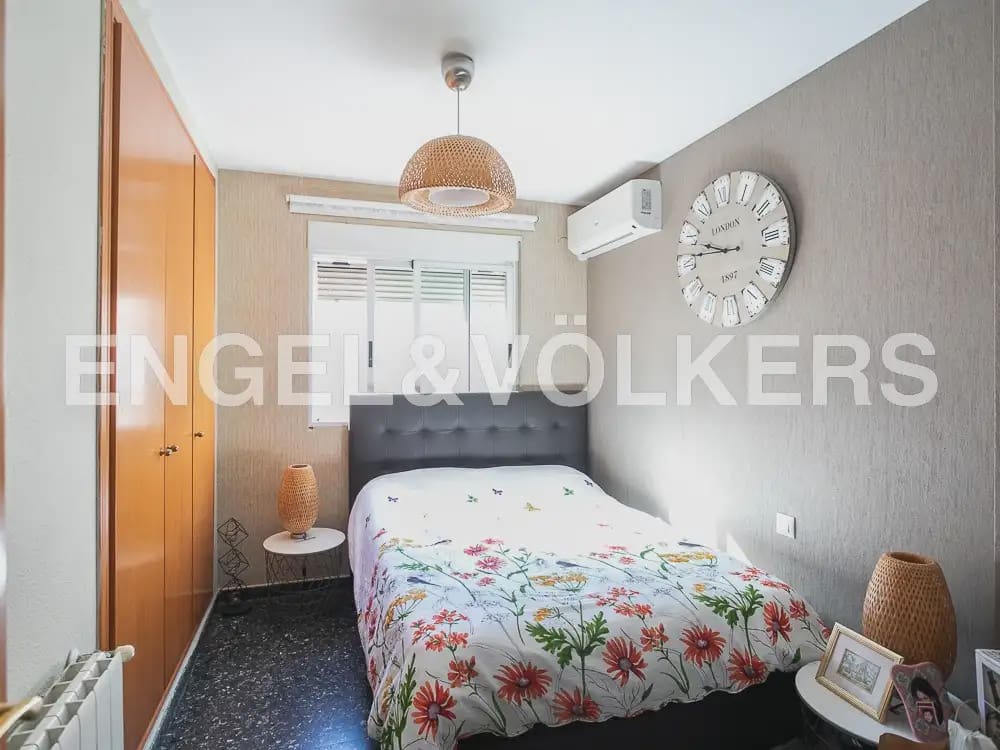 5 bedroom Penthouse for rent in La Pobla de Farnals with pool garage - € 2,000 (Ref: 9941234)