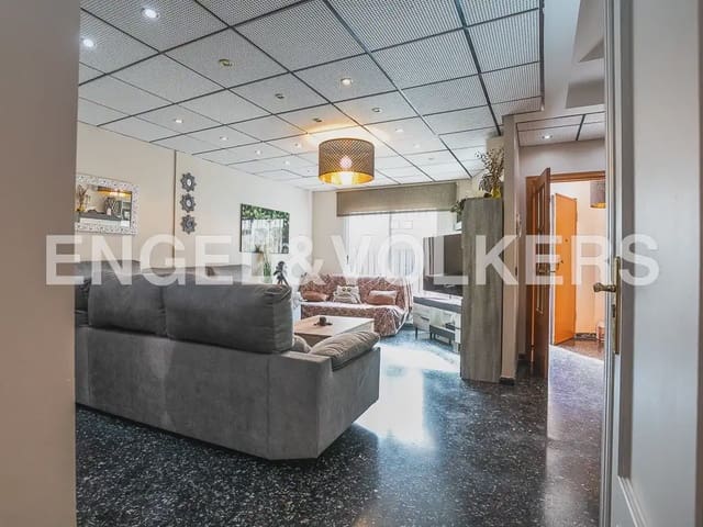 5 bedroom Penthouse for rent in La Pobla de Farnals with pool garage - € 2,000 (Ref: 9941234)