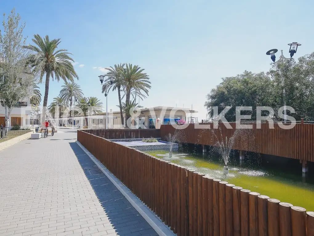 5 bedroom Penthouse for rent in La Pobla de Farnals with pool garage - € 2,000 (Ref: 9941234)