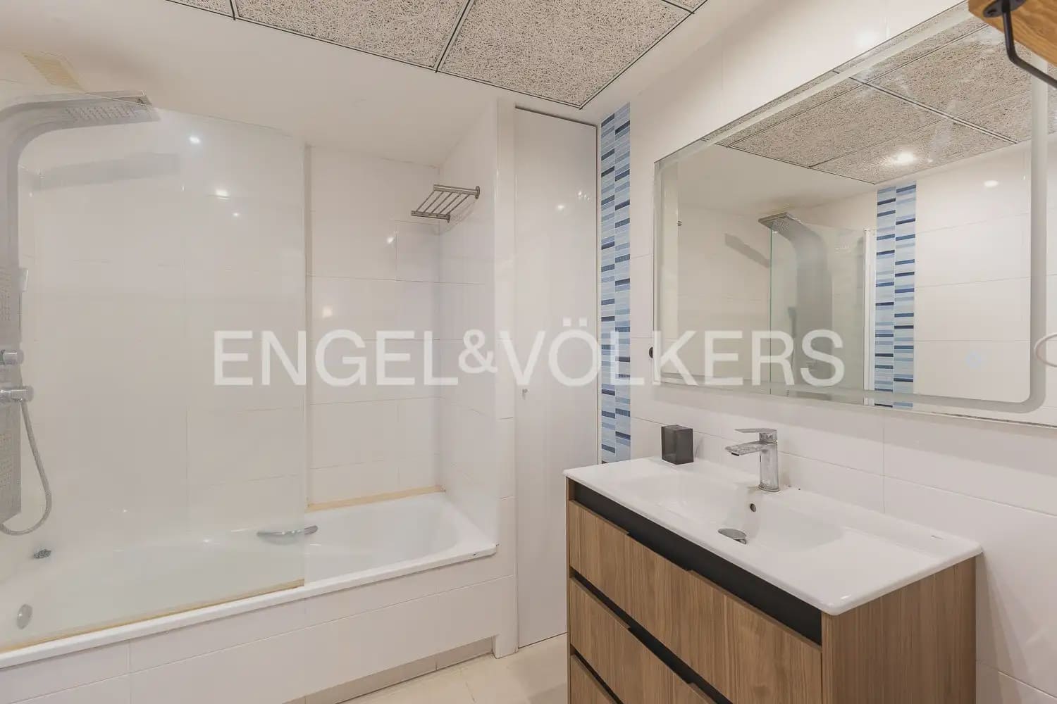2 bedroom Penthouse for rent in Alboraya / Alboraia with pool garage - € 2,400 (Ref: 9941235)