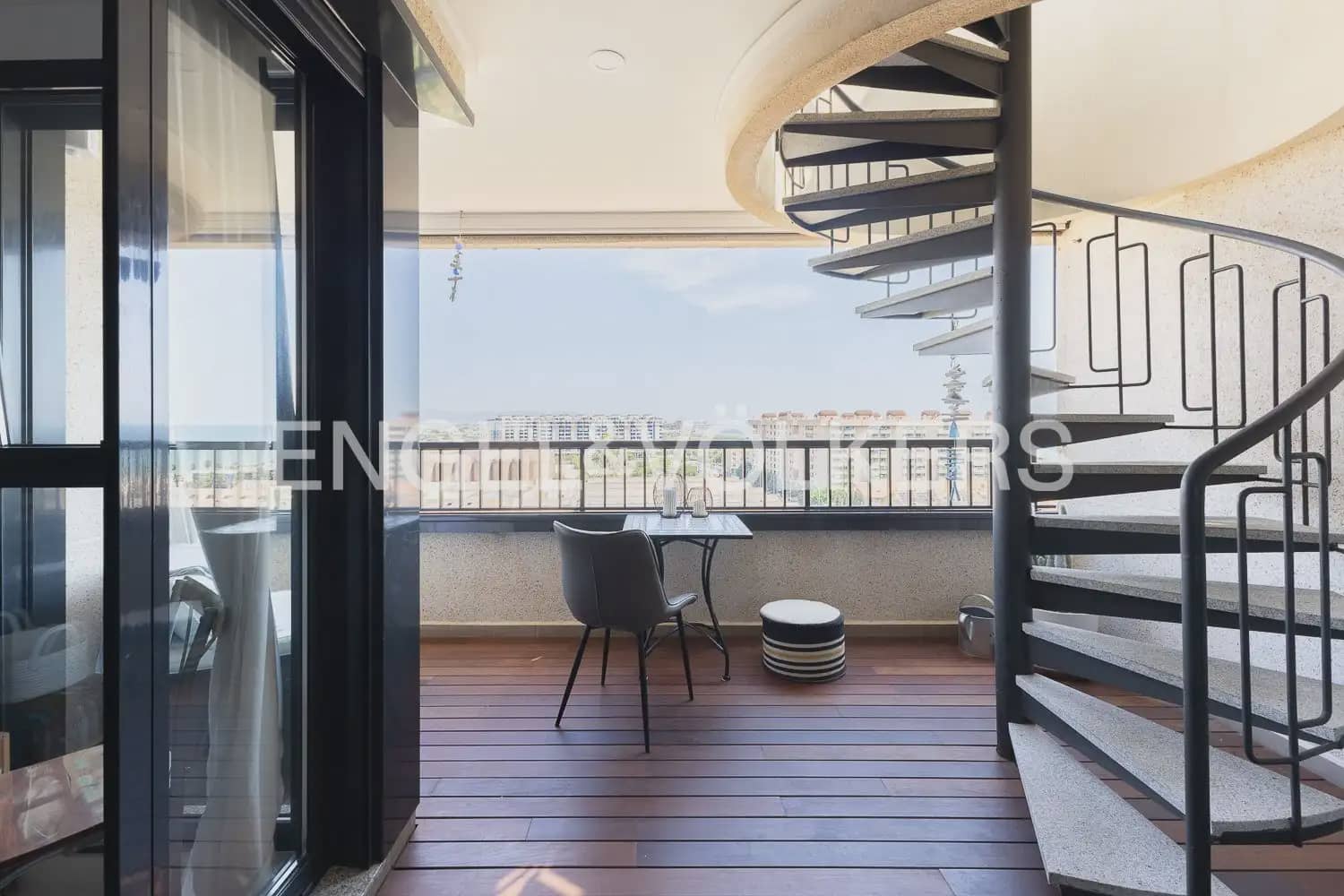 2 bedroom Penthouse for rent in Alboraya / Alboraia with pool garage - € 2,400 (Ref: 9941235)