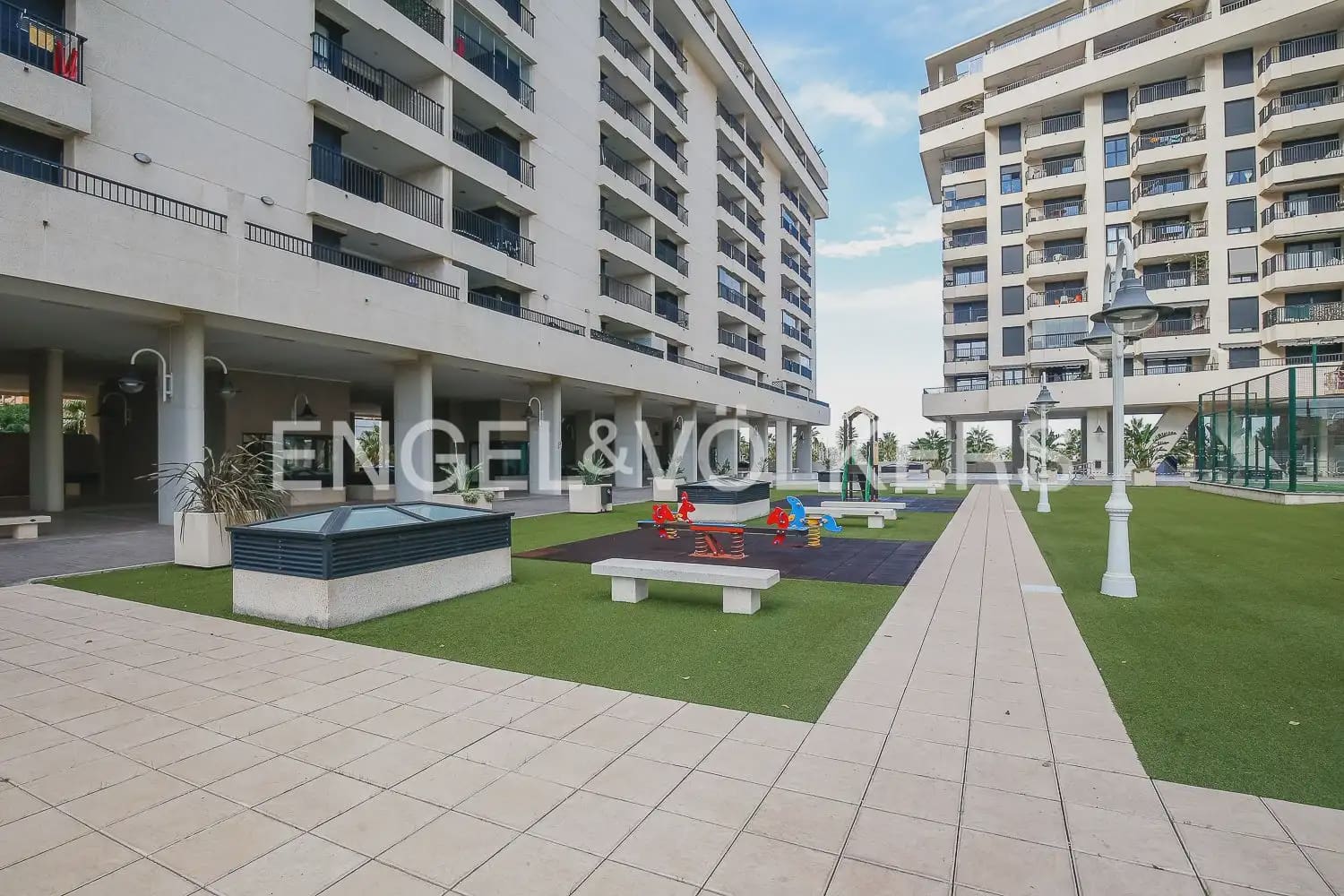 2 bedroom Penthouse for rent in Alboraya / Alboraia with pool garage - € 2,400 (Ref: 9941235)
