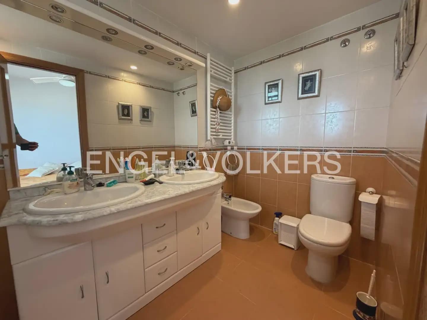 2 bedroom Flat for rent in Gandia with pool garage - € 1,500 (Ref: 9944255)