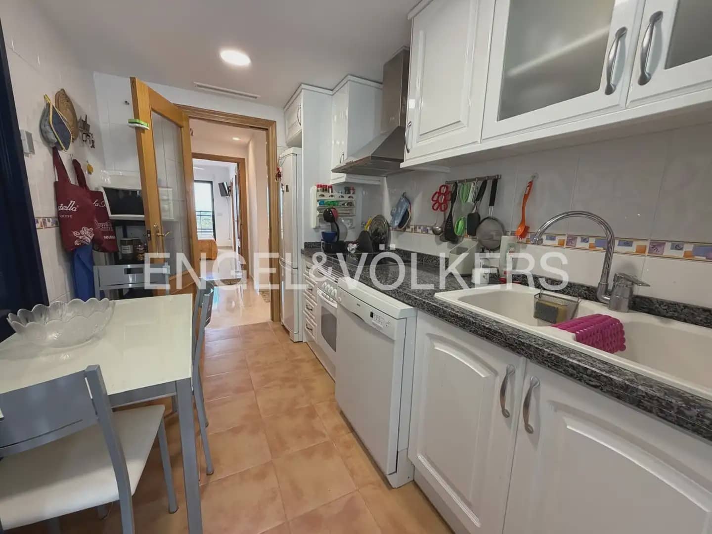 2 bedroom Flat for rent in Gandia with pool garage - € 1,500 (Ref: 9944255)