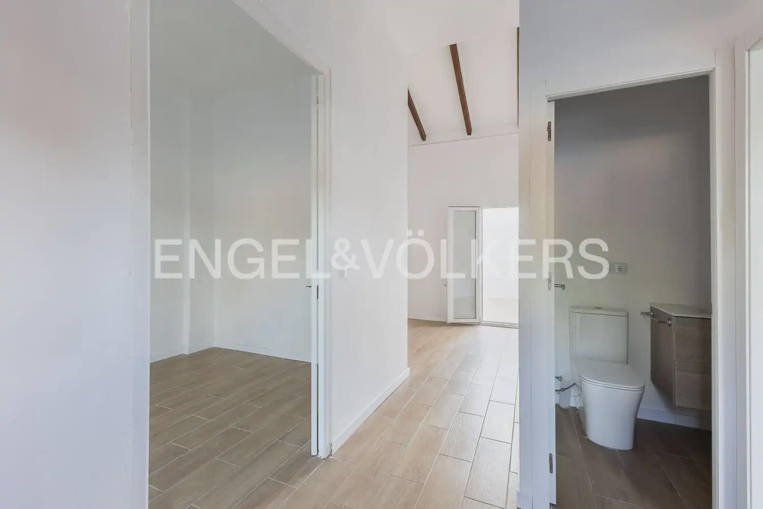 Casa de 2 habitaciones en Tavernes Blanques en alquiler - 1.050 € (Ref: 9944378)