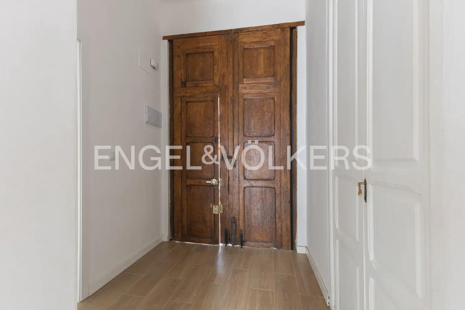 Casa de 2 habitaciones en Tavernes Blanques en alquiler - 1.050 € (Ref: 9944378)