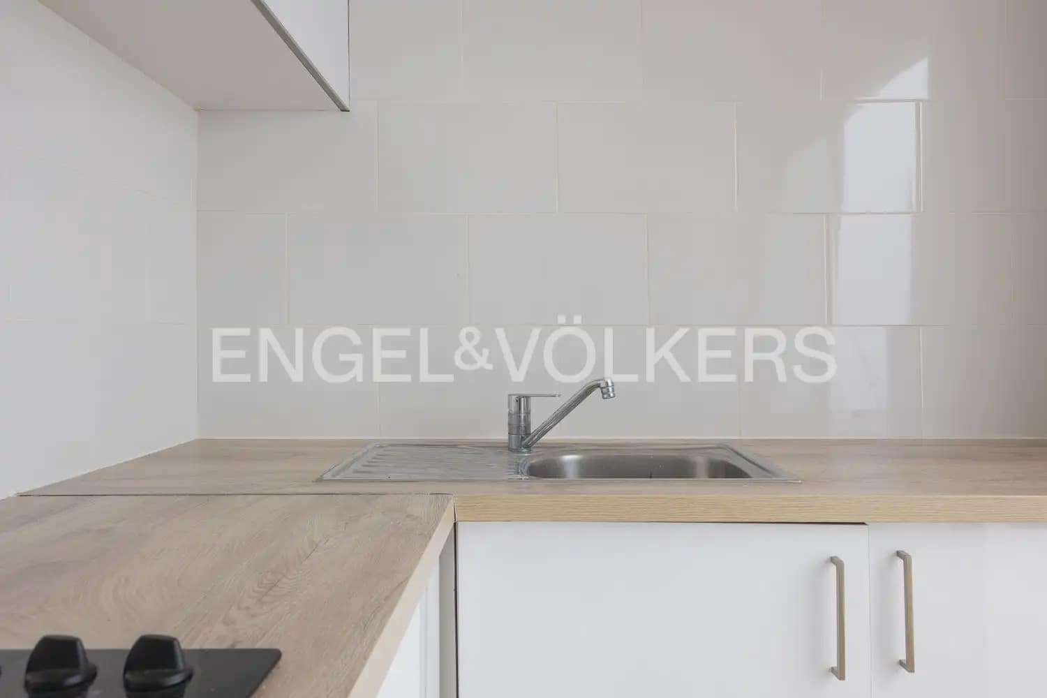 Casa de 2 habitaciones en Tavernes Blanques en alquiler - 1.050 € (Ref: 9944378)