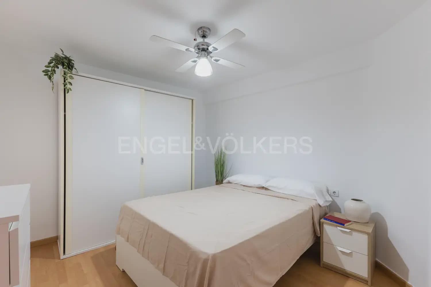 2 Zimmer Wohnung zu vermieten in Valencia Stadt - 1.500 € (Ref: 9944560)