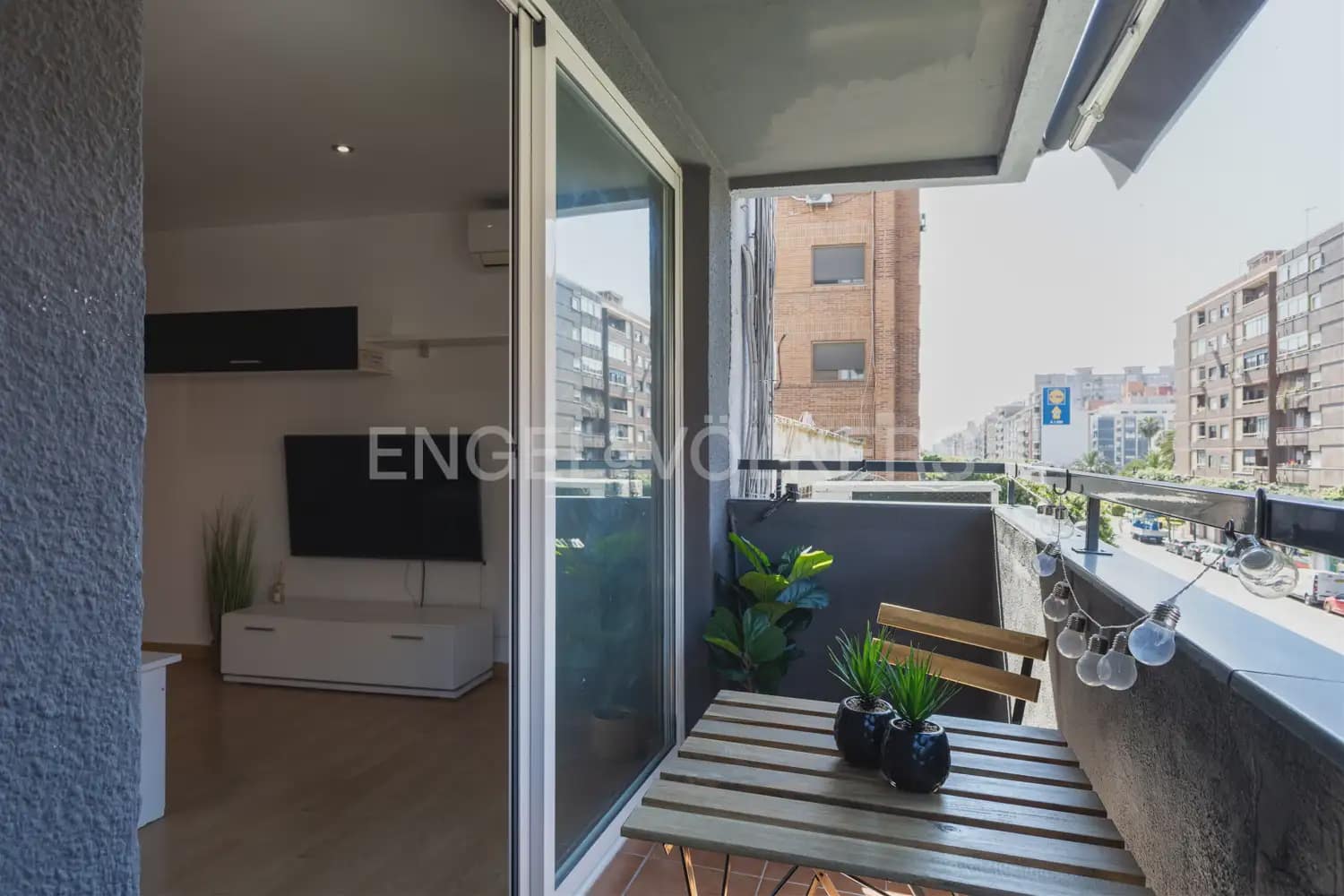 2 Zimmer Wohnung zu vermieten in Valencia Stadt - 1.500 € (Ref: 9944560)