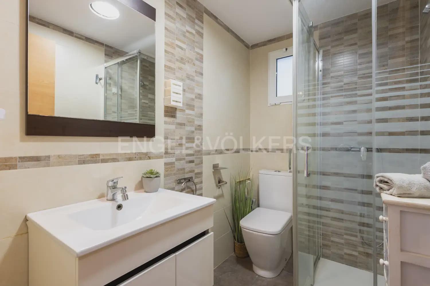 2 Zimmer Wohnung zu vermieten in Valencia Stadt - 1.500 € (Ref: 9944560)