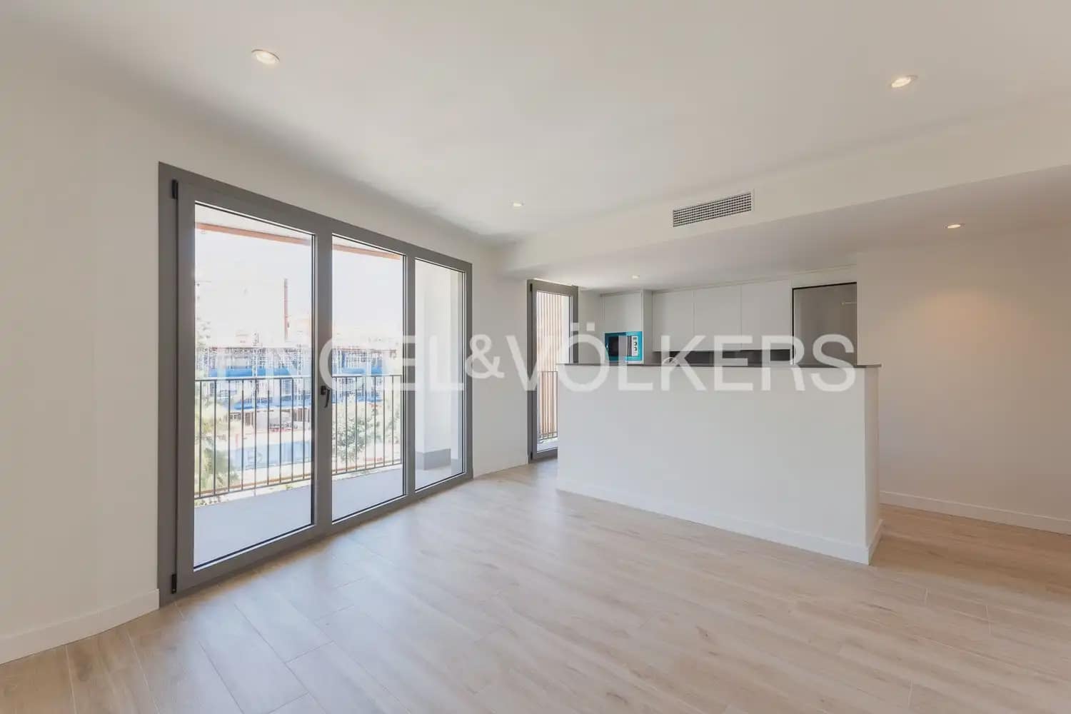 Appartement de 3 chambres à louer à Valence ville avec garage - 1 700 € (Ref: 9944561)