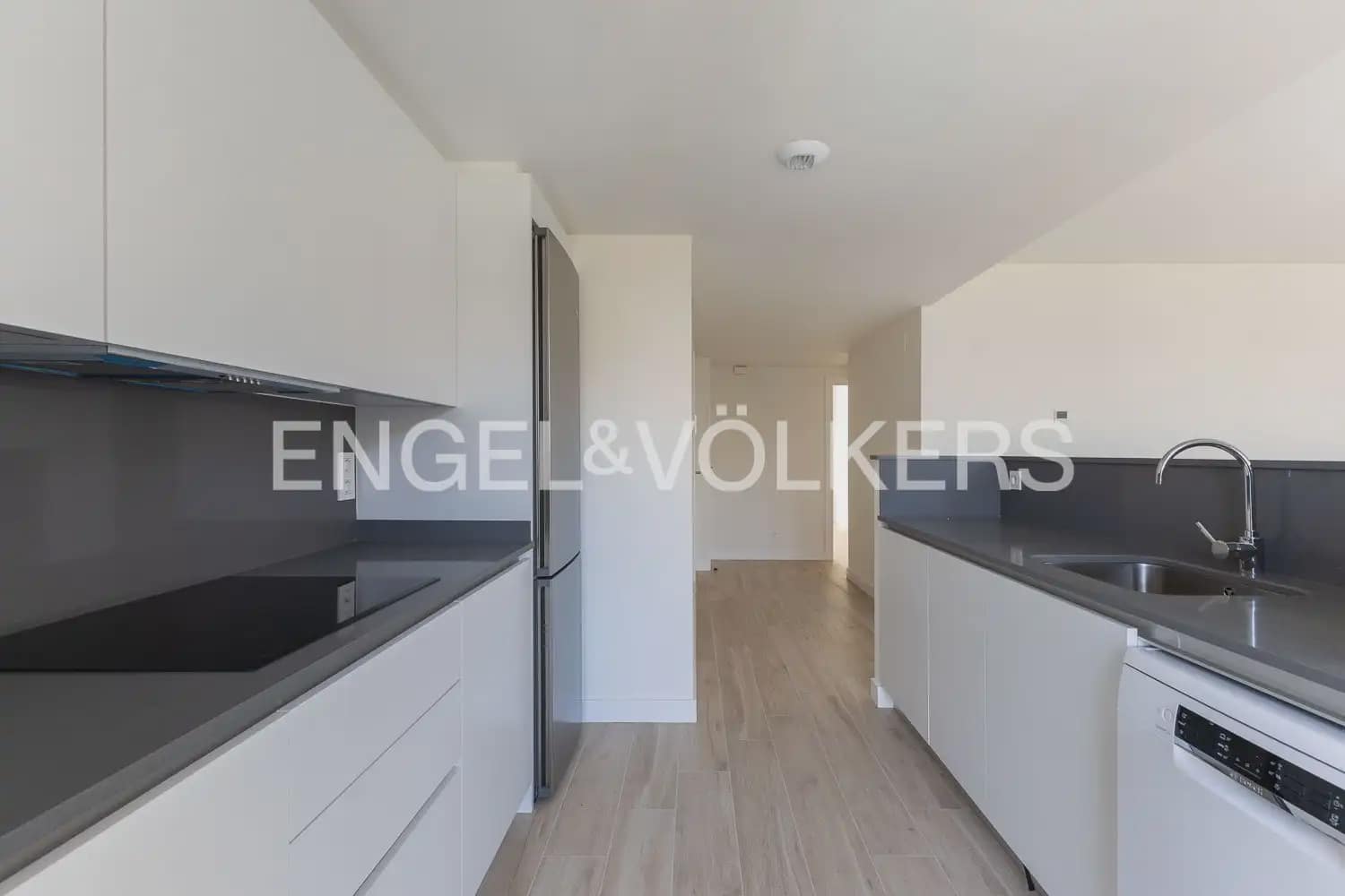 Appartement de 3 chambres à louer à Valence ville avec garage - 1 700 € (Ref: 9944561)