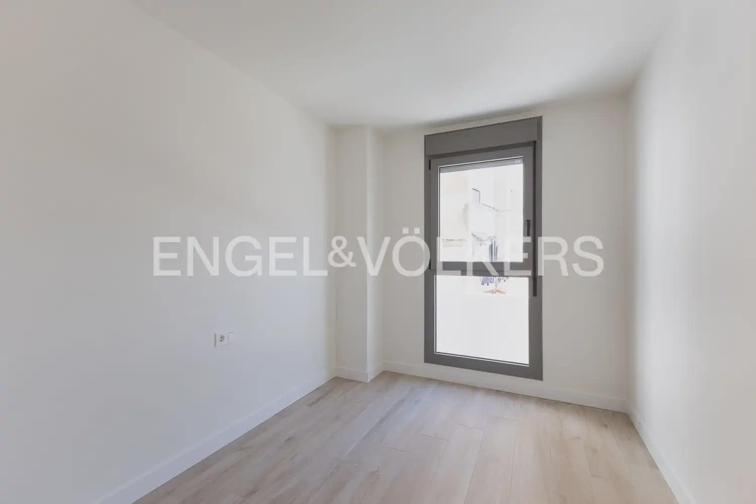 Appartement de 3 chambres à louer à Valence ville avec garage - 1 700 € (Ref: 9944561)