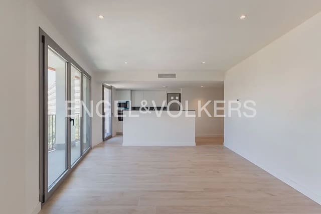 3 bedroom Flat for rent in Els Orriols, Valencia city with garage - € 1,700 (Ref: 9944561)