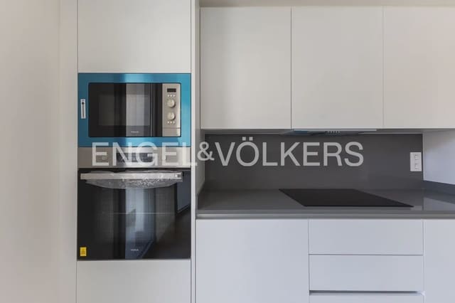 3 bedroom Flat for rent in Els Orriols, Valencia city with garage - € 1,700 (Ref: 9944561)