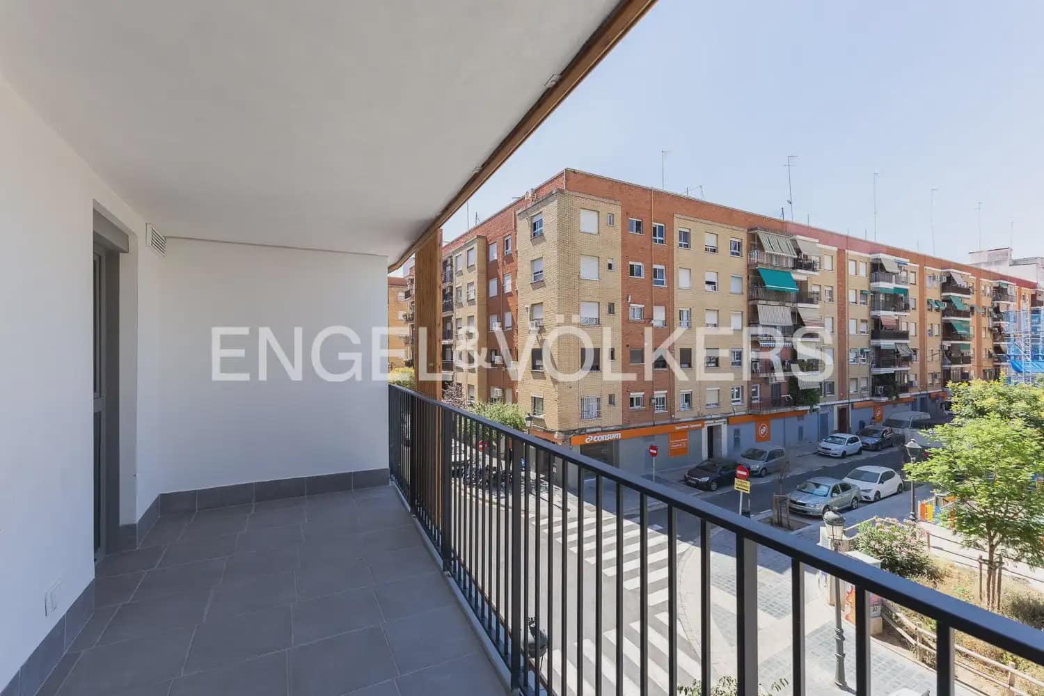 Appartement de 3 chambres à louer à Valence ville avec garage - 1 700 € (Ref: 9944561)