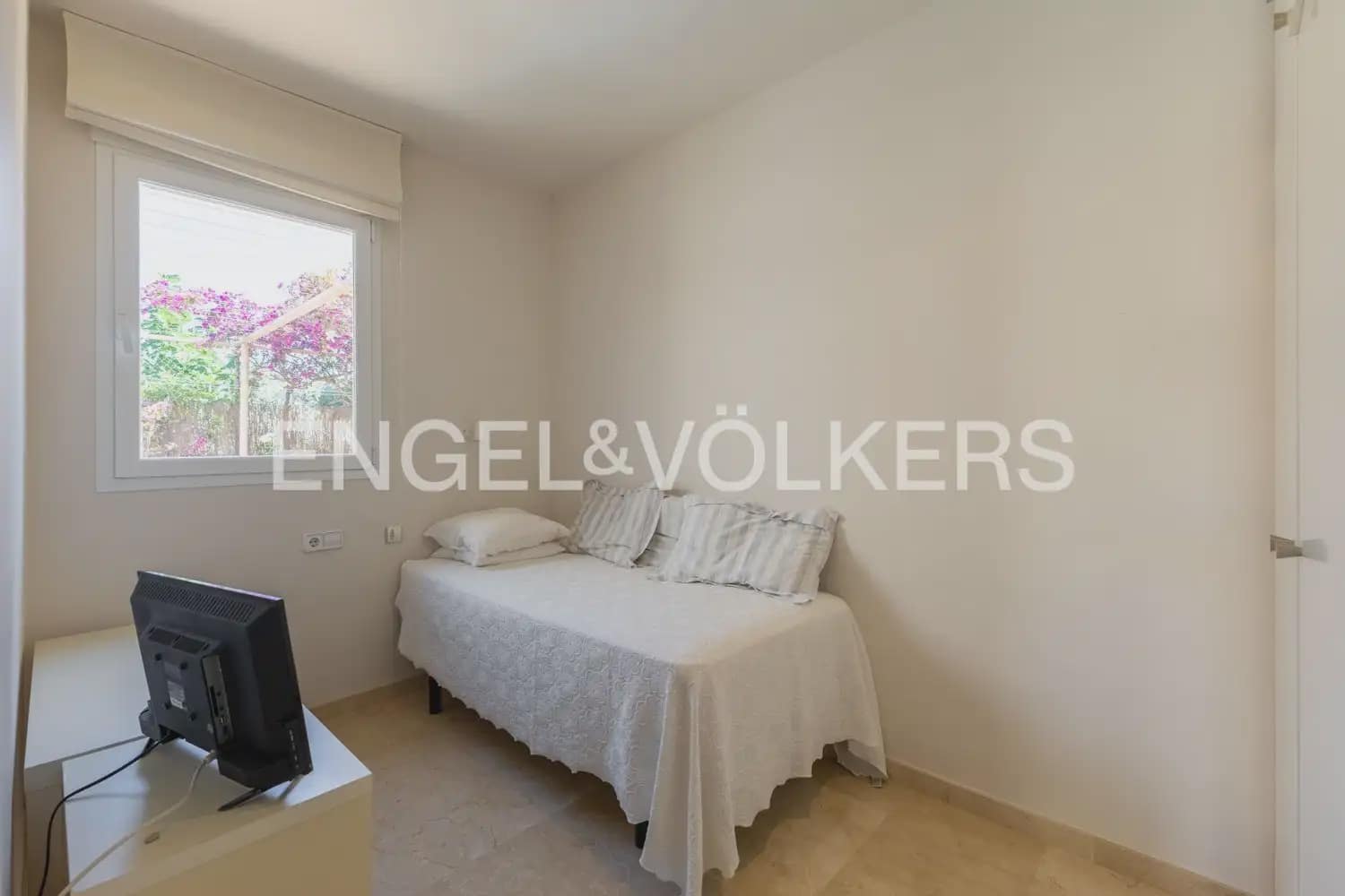 5 soverom Villa til salgs i Javea / Xabia med svømmebasseng garasje - € 2 000 000 (Ref: 9944822)