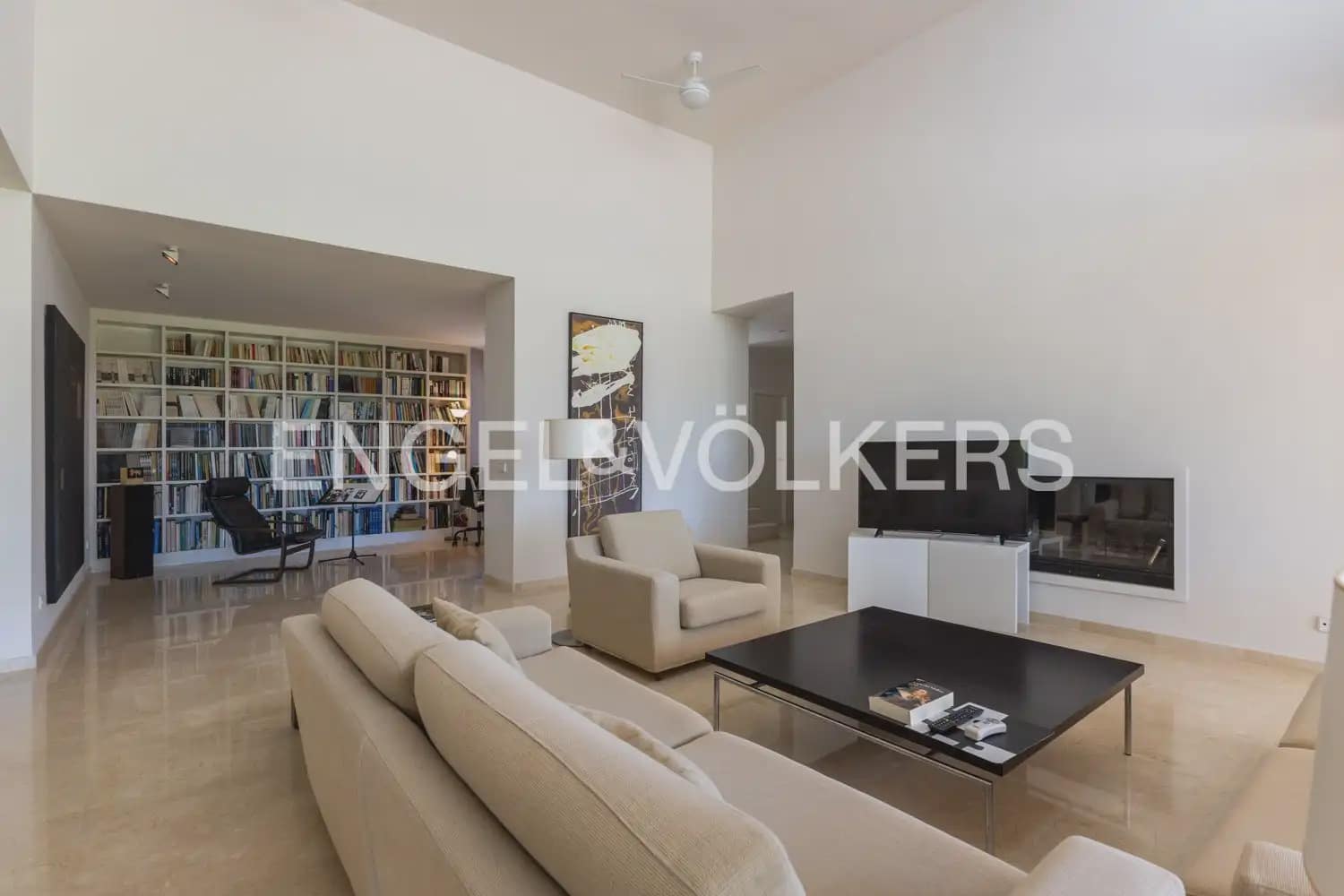 5 soverom Villa til salgs i Javea / Xabia med svømmebasseng garasje - € 2 000 000 (Ref: 9944822)