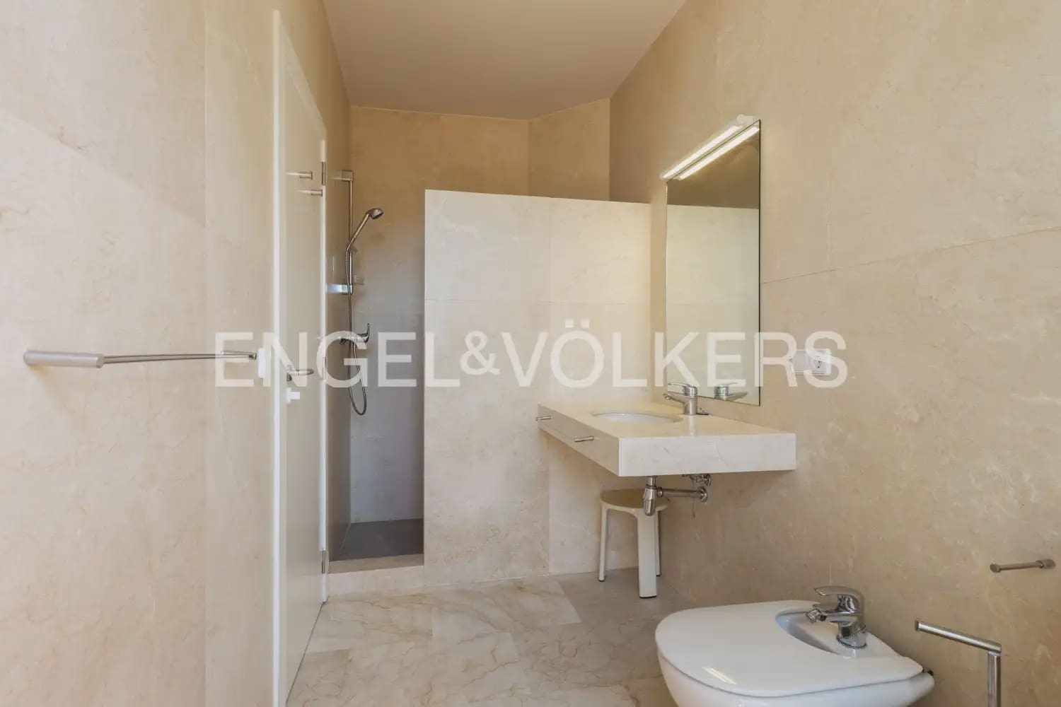 5 soverom Villa til salgs i Javea / Xabia med svømmebasseng garasje - € 2 000 000 (Ref: 9944822)
