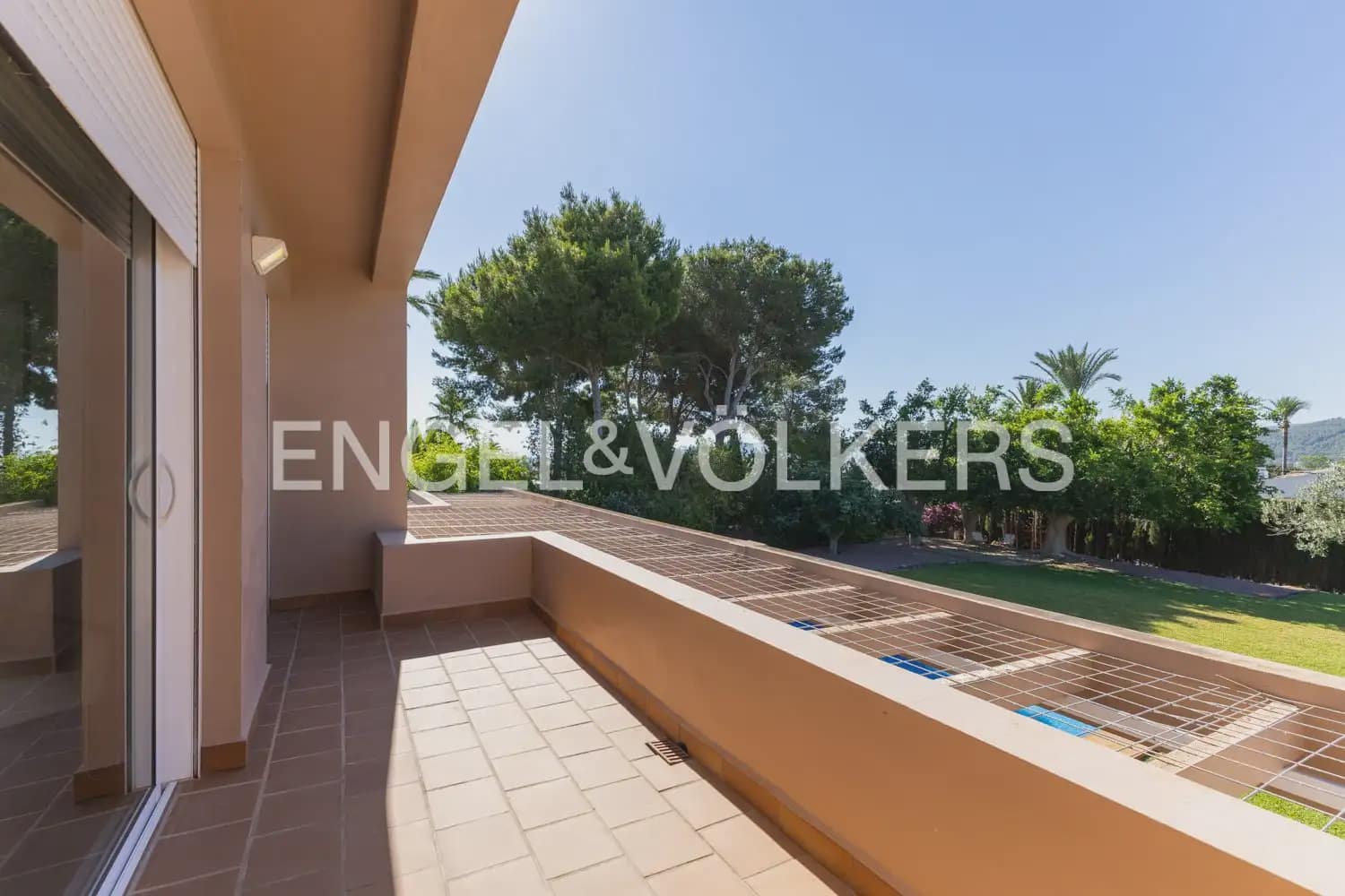 5 soverom Villa til salgs i Javea / Xabia med svømmebasseng garasje - € 2 000 000 (Ref: 9944822)