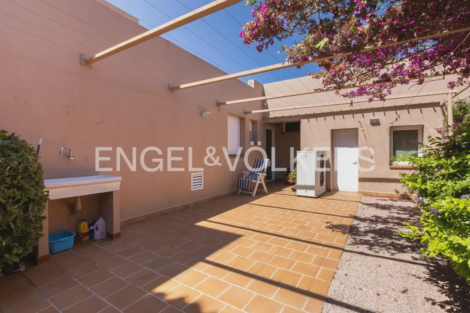 5 soverom Villa til salgs i Javea / Xabia med svømmebasseng garasje - € 2 000 000 (Ref: 9944822)
