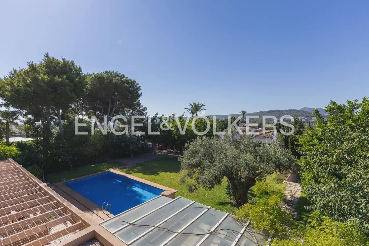 5 soverom Villa til salgs i Javea / Xabia med svømmebasseng garasje - € 2 000 000 (Ref: 9944822)