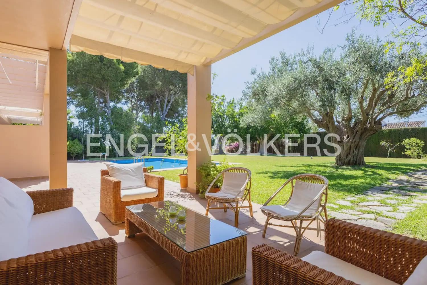 5 soverom Villa til salgs i Javea / Xabia med svømmebasseng garasje - € 2 000 000 (Ref: 9944822)