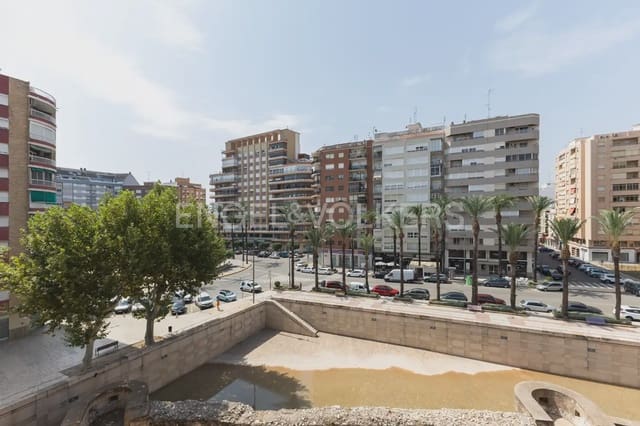 3 quarto Apartamento para arrendar em Alzira com garagem - 1 300 € (Ref: 9944900)