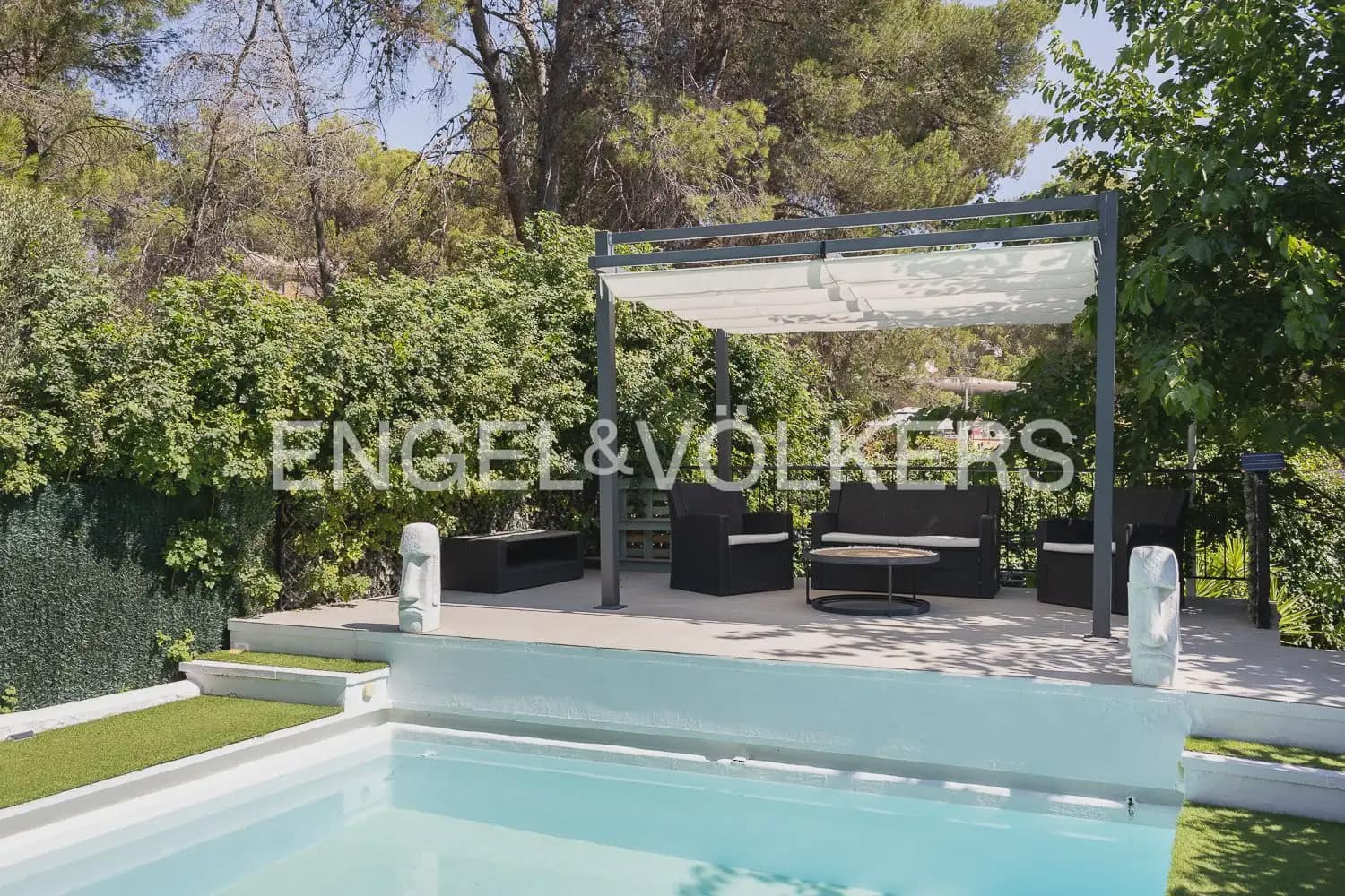 5 soveværelse Villa til salg i Naquera med swimmingpool garage - € 668.000 (Ref: 9944903)