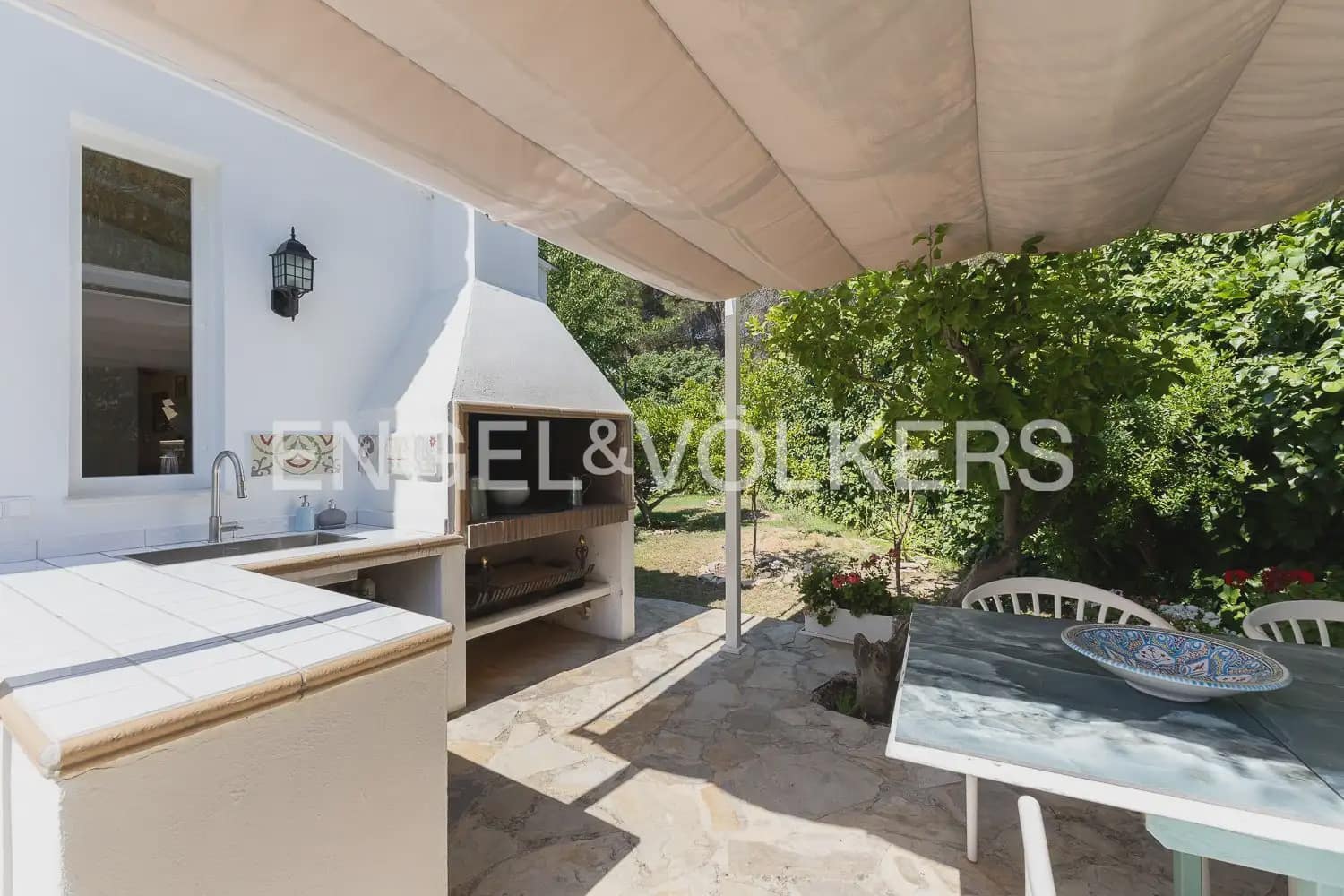 5 soveværelse Villa til salg i Naquera med swimmingpool garage - € 668.000 (Ref: 9944903)