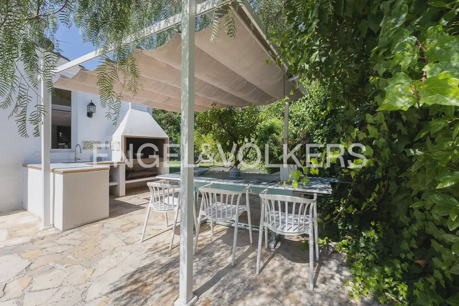 5 soveværelse Villa til salg i Naquera med swimmingpool garage - € 668.000 (Ref: 9944903)