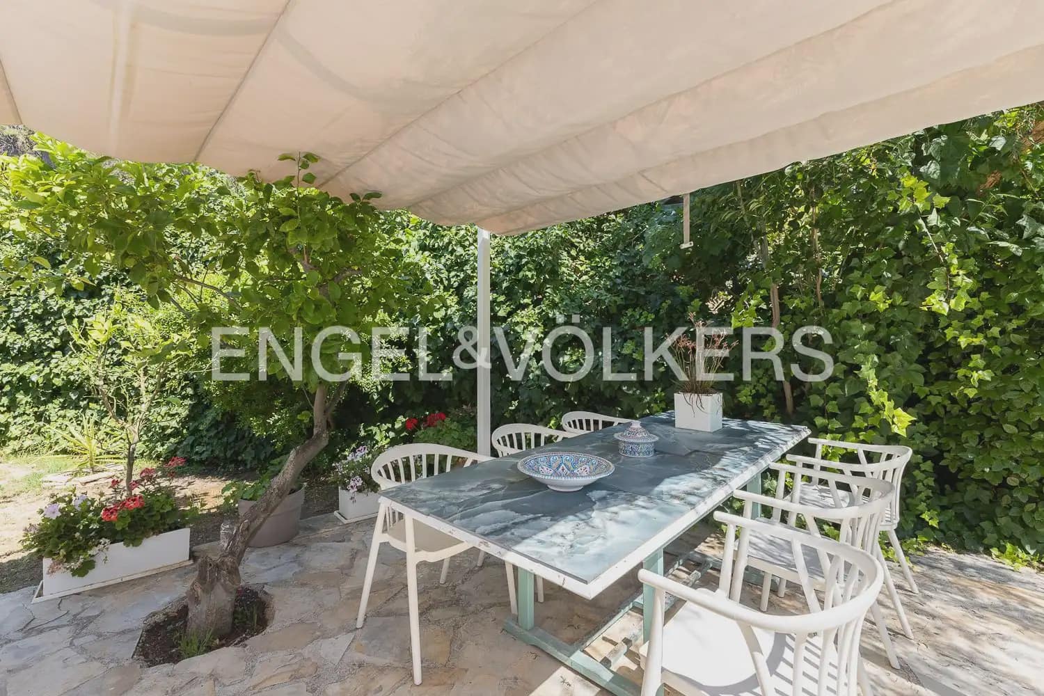 5 soveværelse Villa til salg i Naquera med swimmingpool garage - € 668.000 (Ref: 9944903)