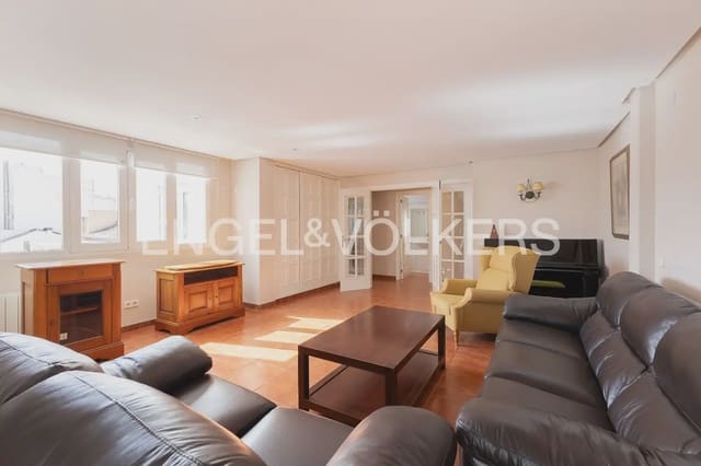 3 makuuhuone Huoneisto vuokrattavana paikassa Sagunto / Sagunt - 1 500 € (Ref: 9944904)